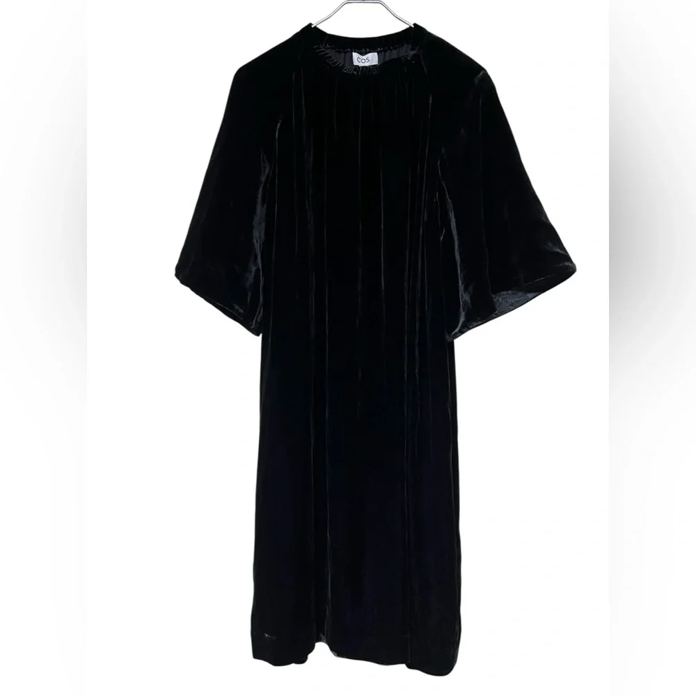 COS NWT black gathered velvet silk blend midi dress statement sleeve minimalist - Picture 2 of 13